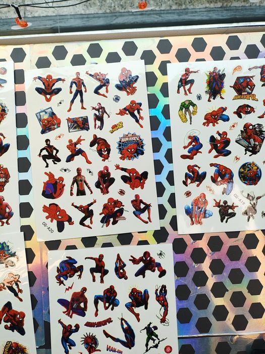 Świecące tatuaże spider Man komplet 6 arkuszy