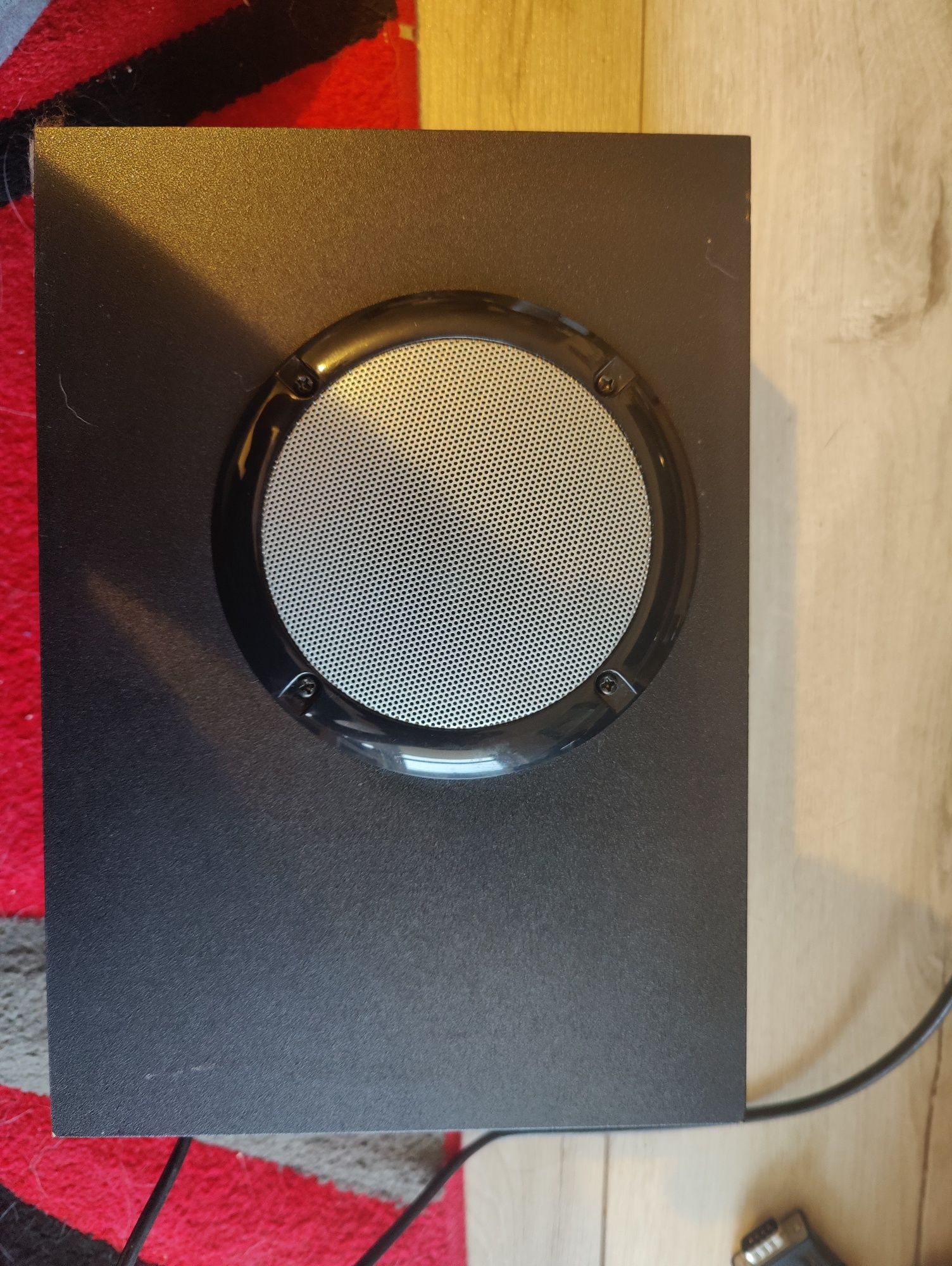 Zestaw głośników komputetowych Logitech 5.1