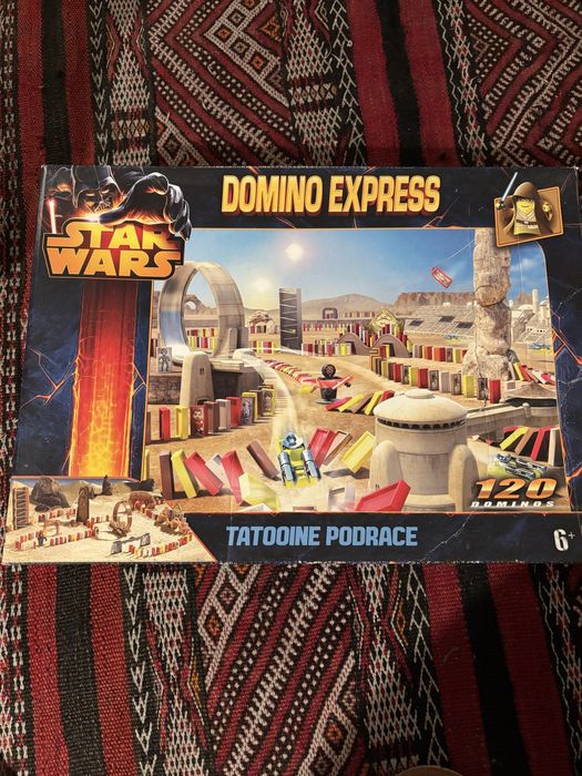 Jogo de estratégia Goliath Domino Express Tatooine Podrace Star Wars