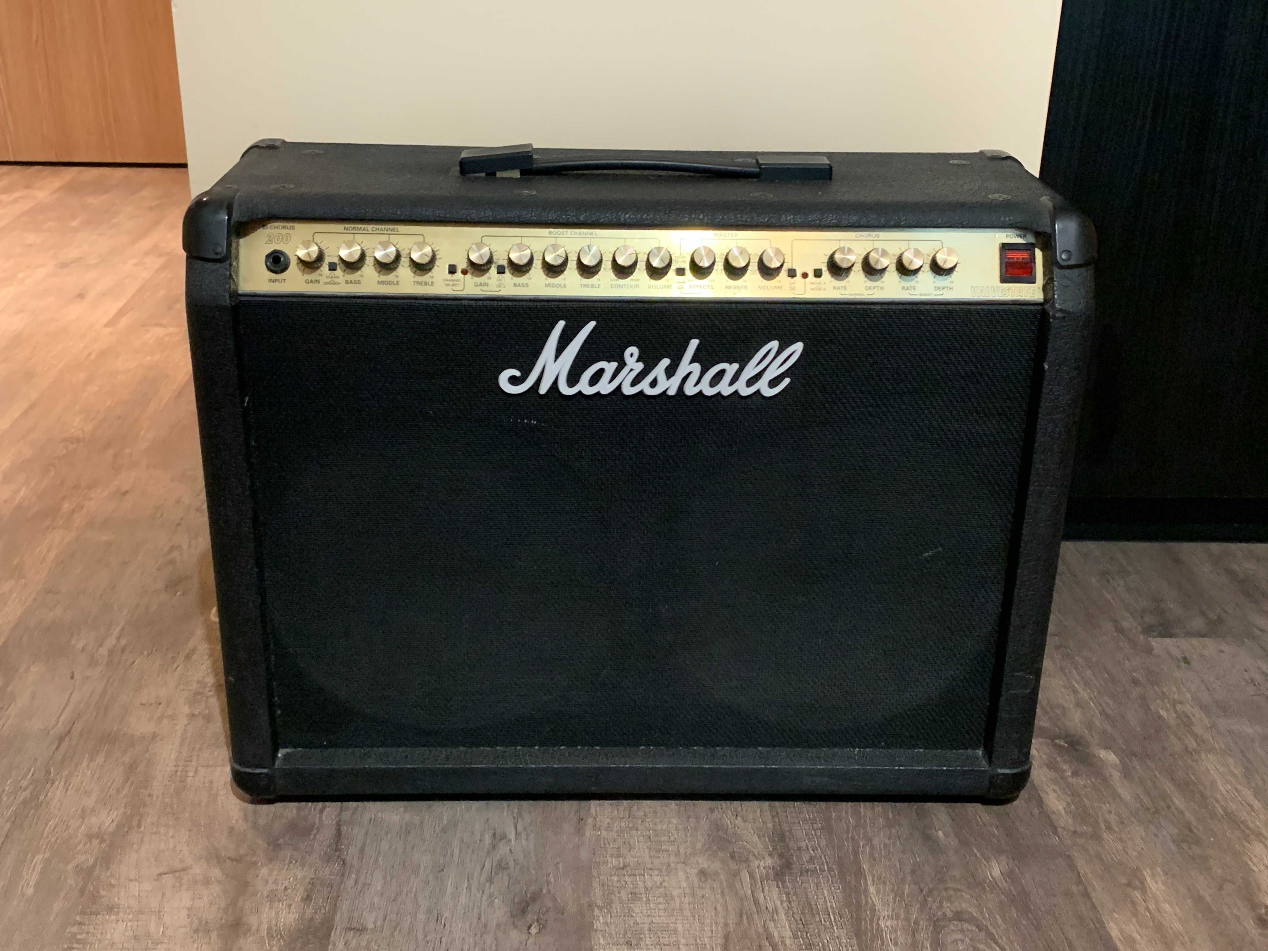 Wzmacniacz Marshall Valvestate 8280 Bi-Chorus