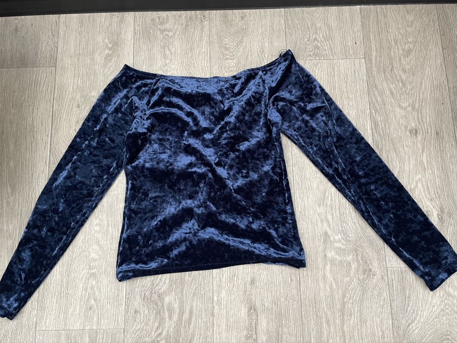 Кофтинка оксамитова BikBok, розмір S