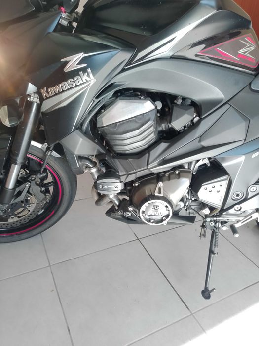 Kawasaki Z 800 impecável