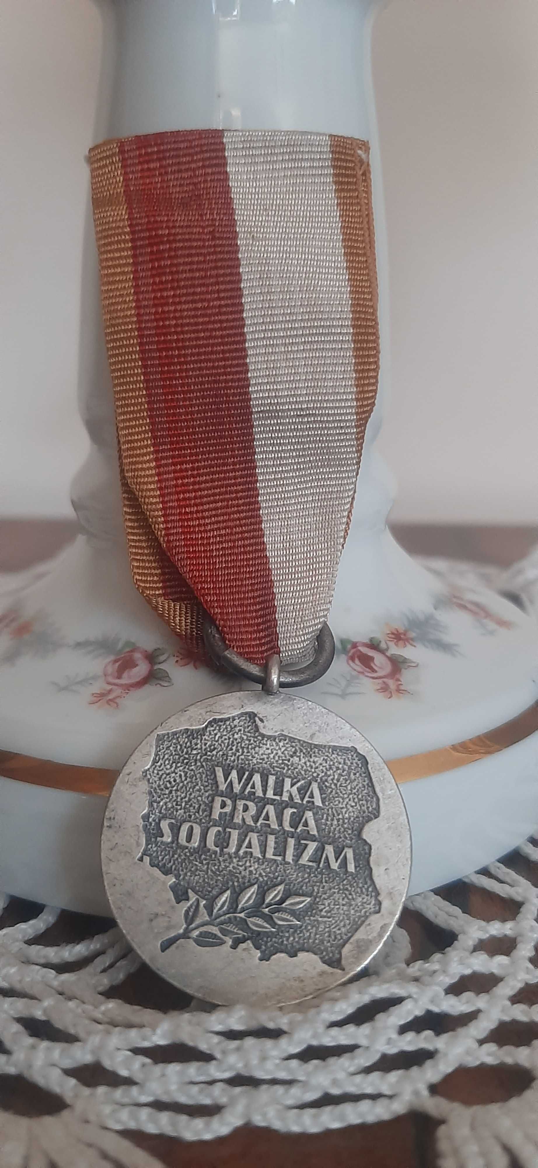 Medal 40-lecie PRL