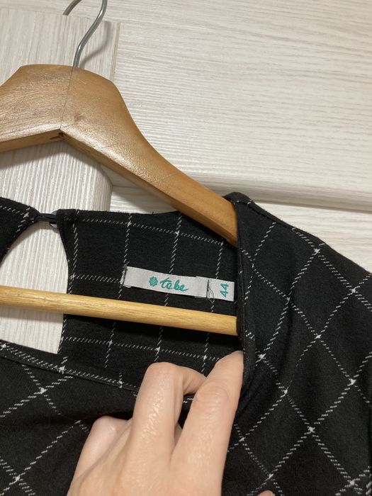 Спортивный костюм и платье для беременных