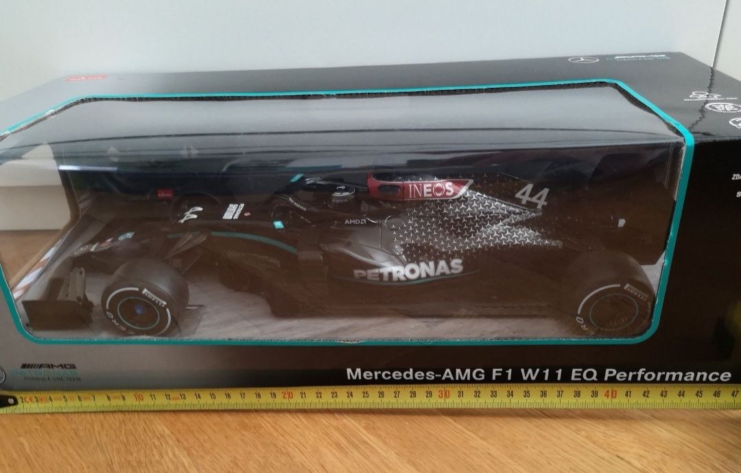 GIGANTYCZNY model sterowany Bolid R/C Mercedes AMG F1 W11 EQ perf New