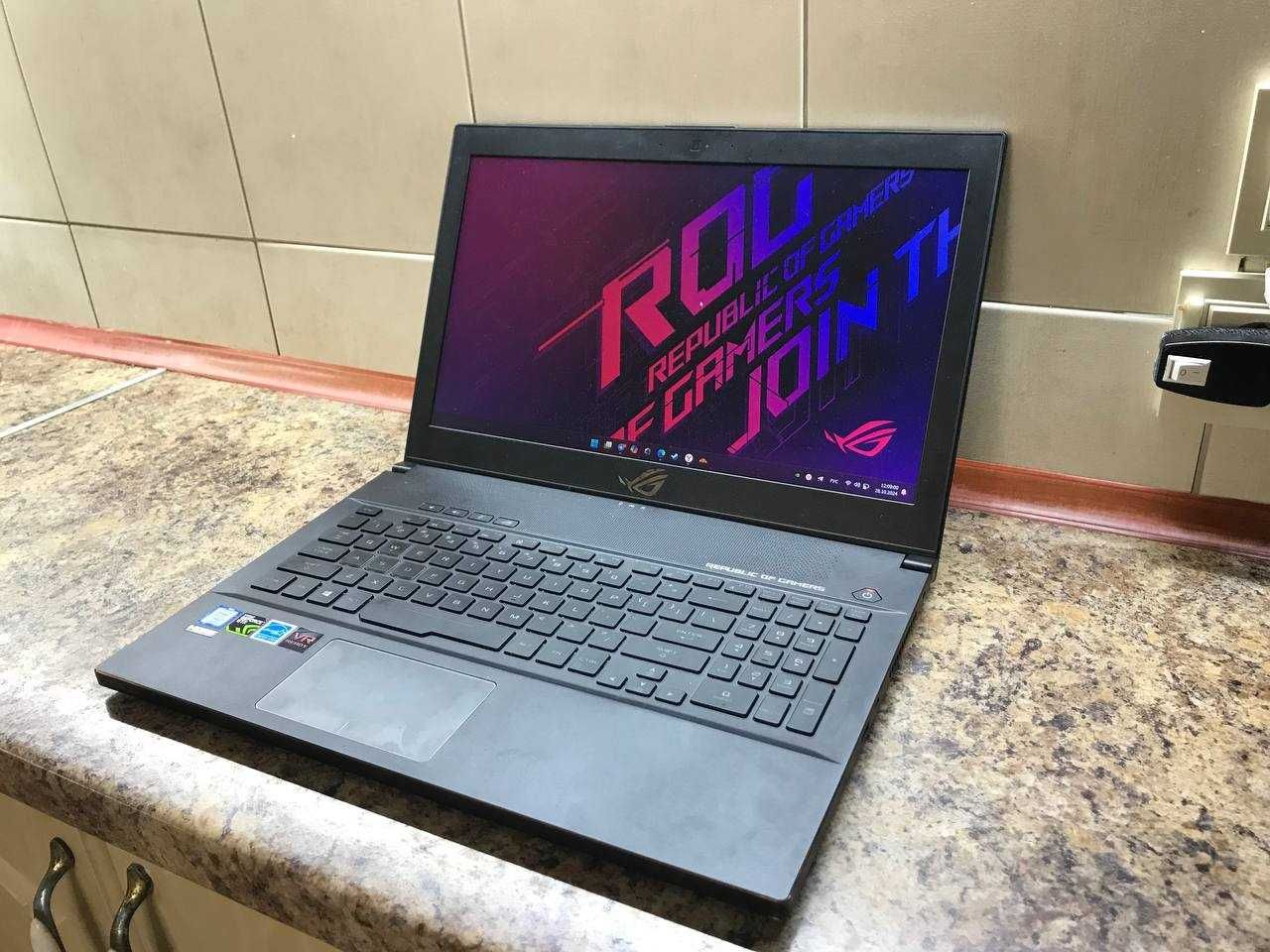 ASUS ROG / Игровой ноут / 1TB SSD M2 / GTX1060 / 16 / + 250SSD / 120гц