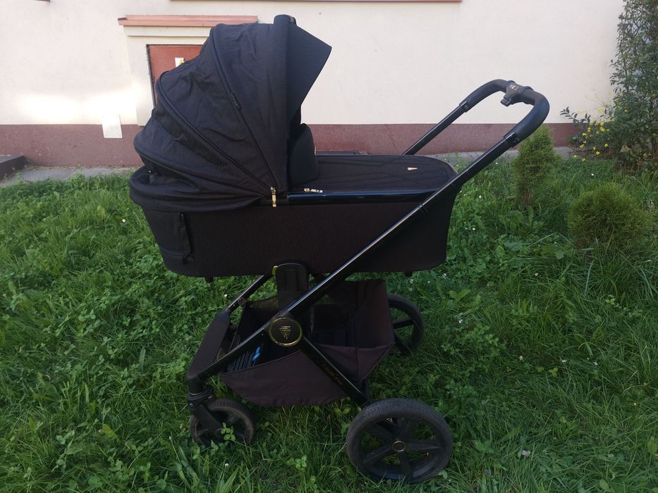 Wózek dziecięcy, zestaw Venicci Tinum Upline Black
