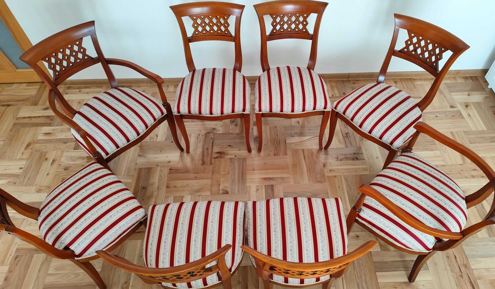 Krzesła tapicerowane