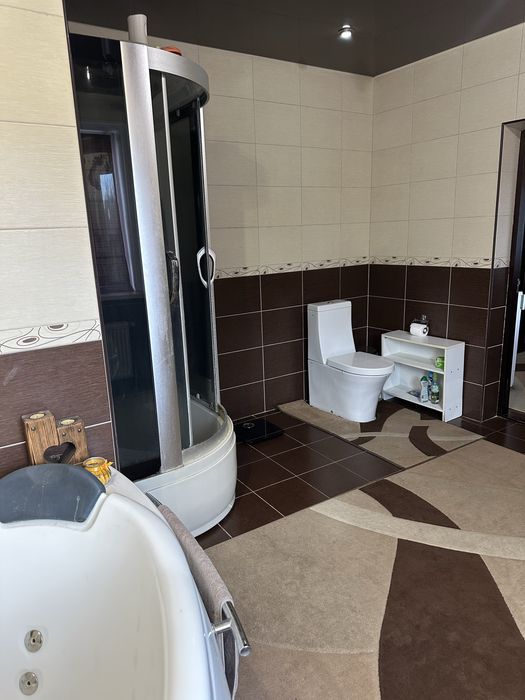 Продаж будинка в екологічному місті