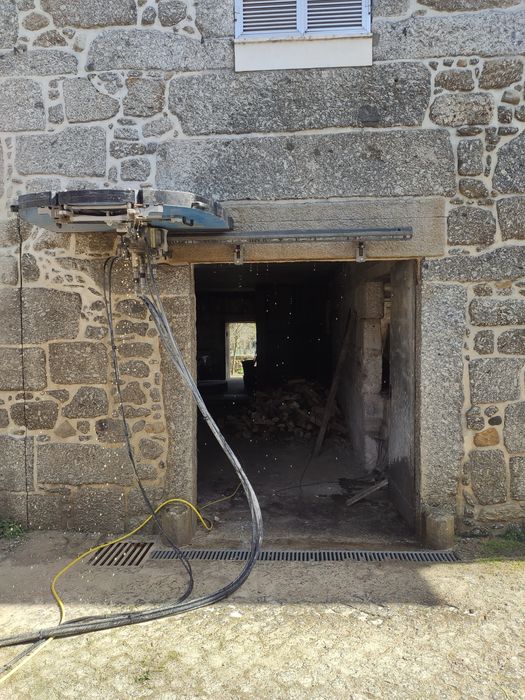 Corte de betão e Corotes