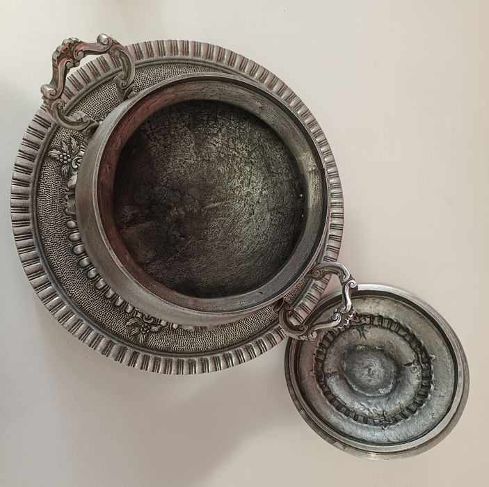 Conjunto de Terrina e dois castiçais