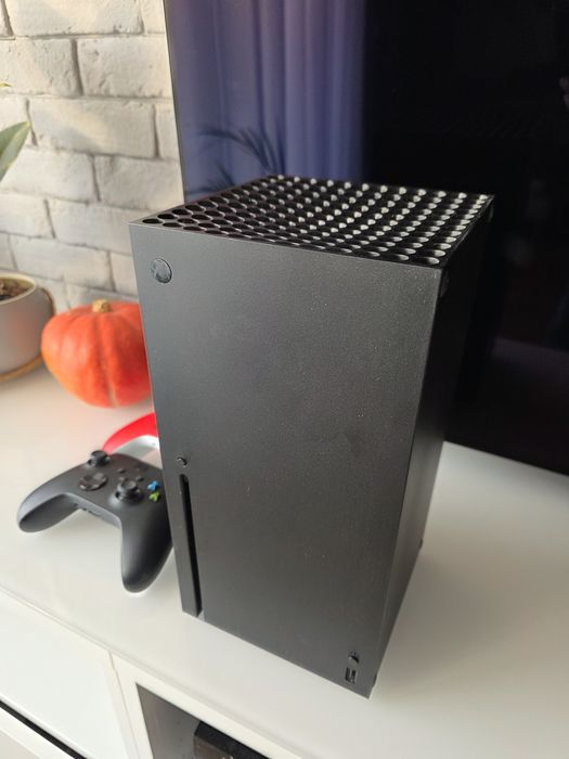 Xbox Series X 1TB + 2 pady + gra + pudełko + faktura