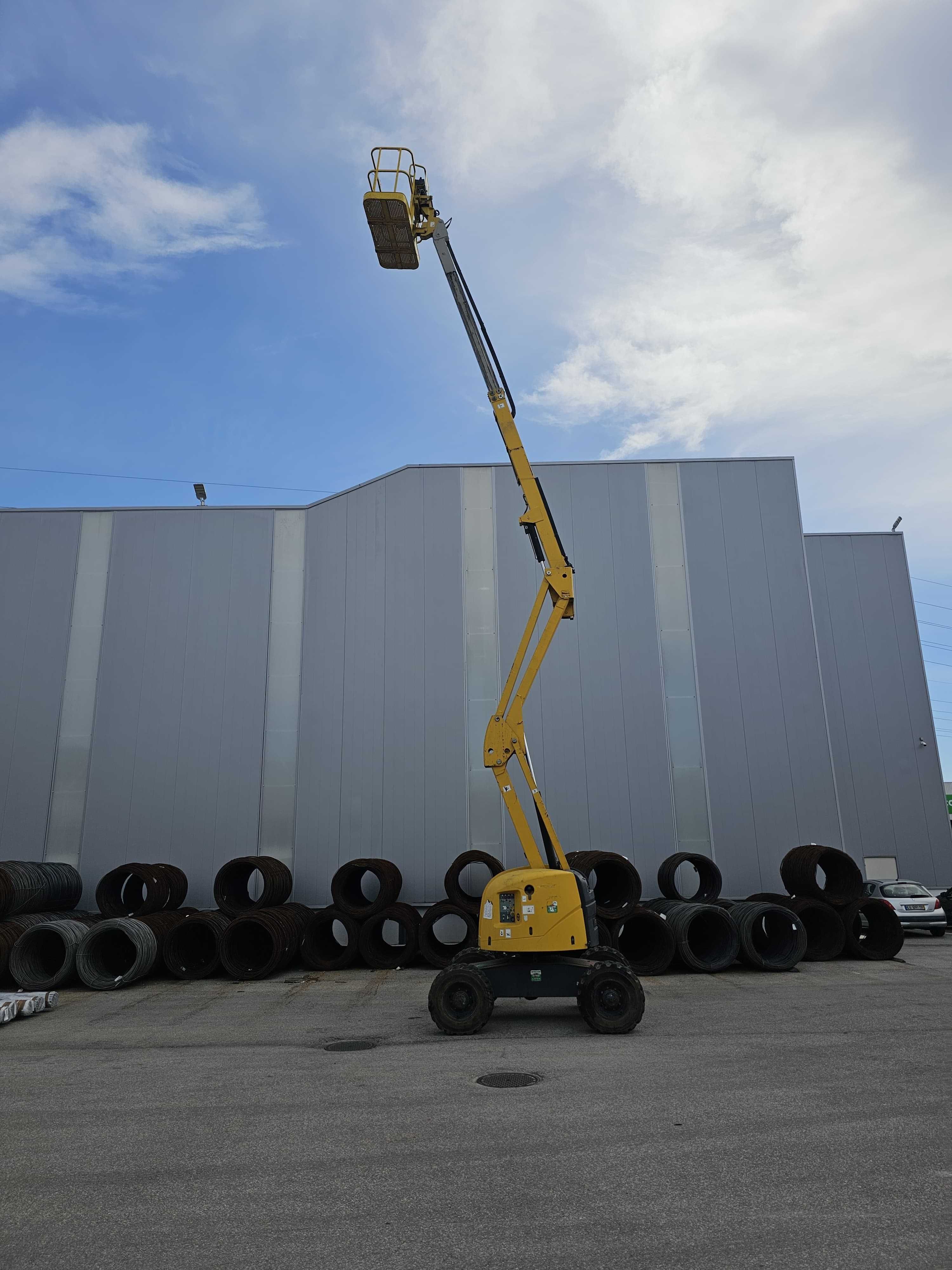 Plataforma Elevatória Articulada Haulotte HA16PXNT