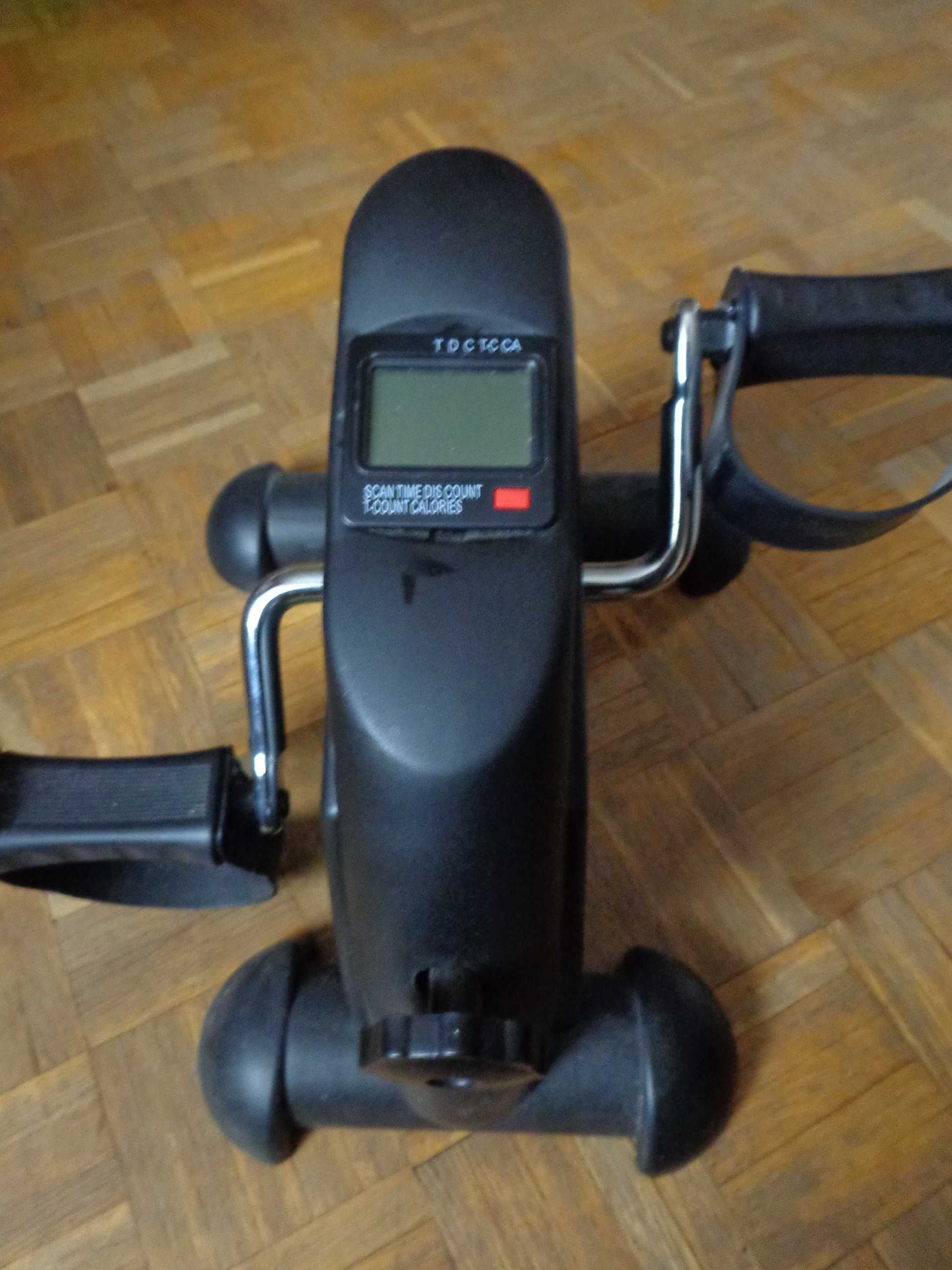 rowerek rechabilitacyjny do rąk i stóp