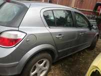 Błotnik ćwiartka tył Opel Astra H 3 kod lakieru Z163 5d hatchback 04r