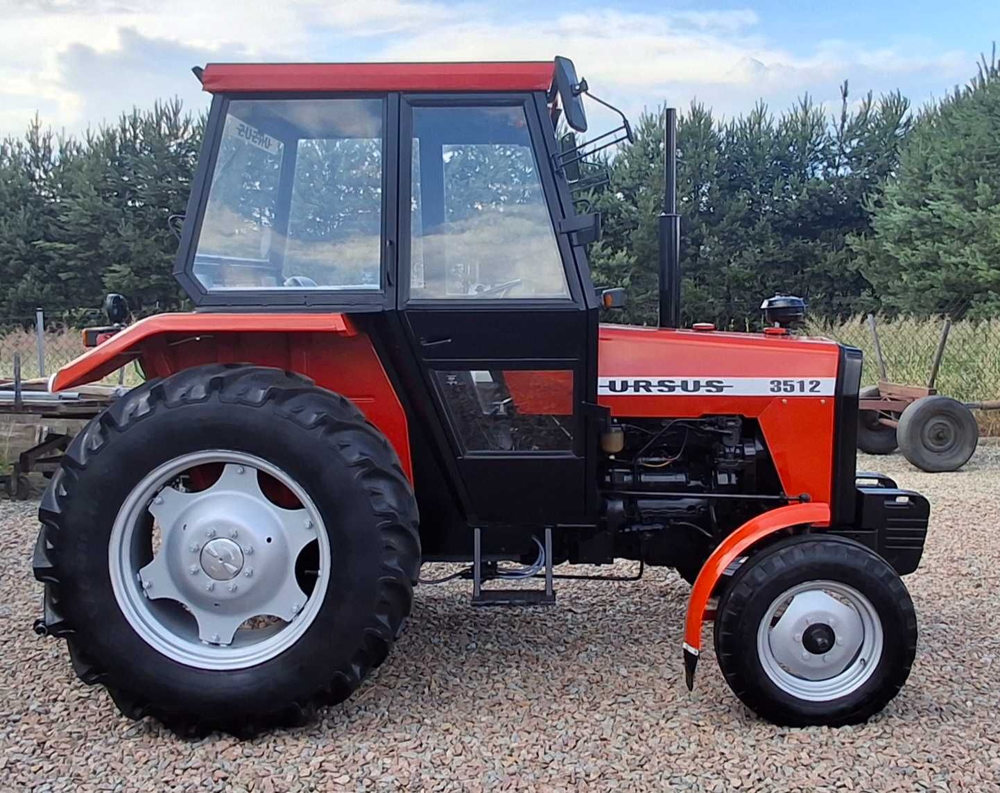 Ursus 3512 NIE MF255