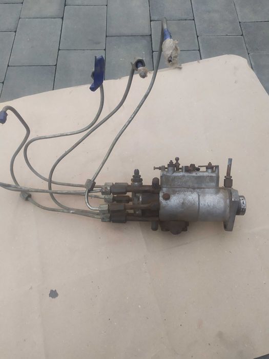 Джон дір паливний насос