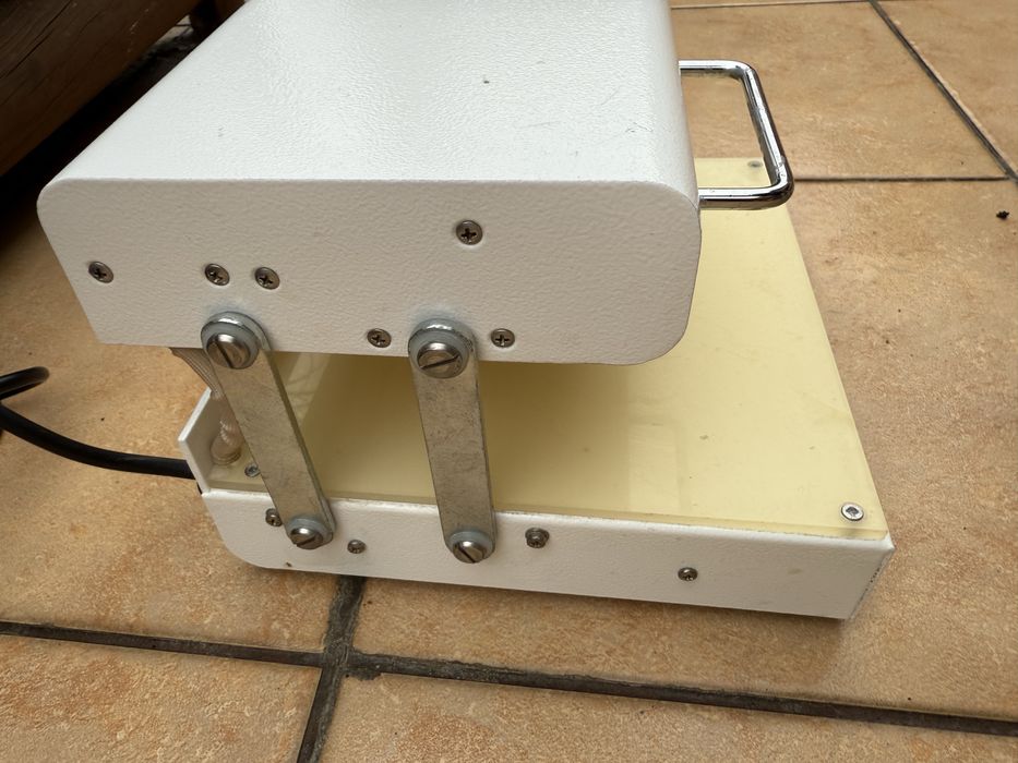 1xDreve Strahler 1+2 / POLYLUX UVA – lampa utwardzająca – 40 W, 220 V