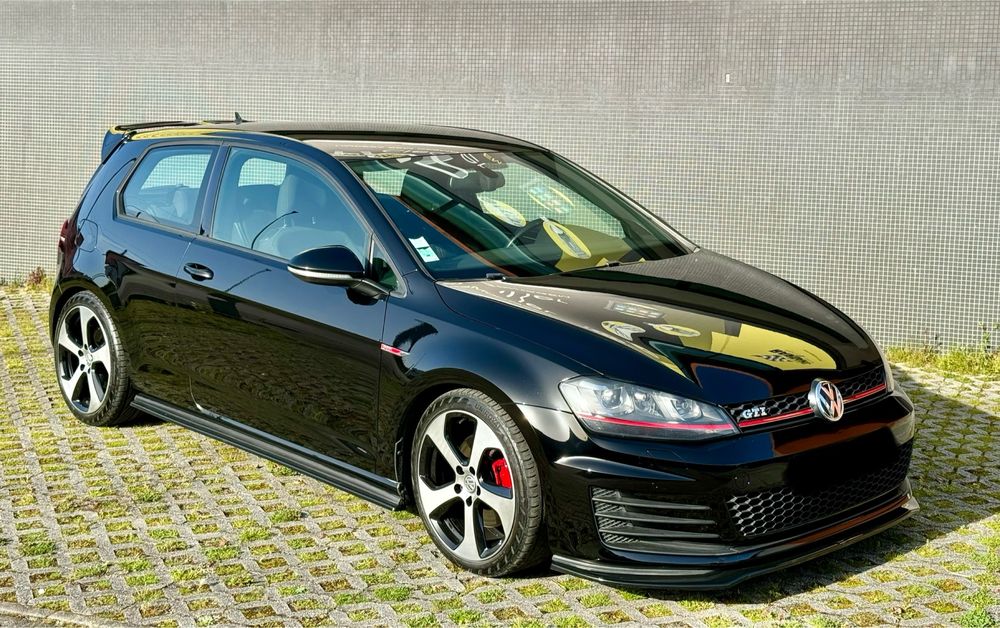 VW Golf VII GTI 2.0TSi