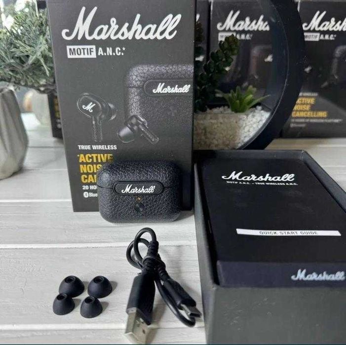 Вакуумні бездротові навушники Marshall Motif II ANC (Black)