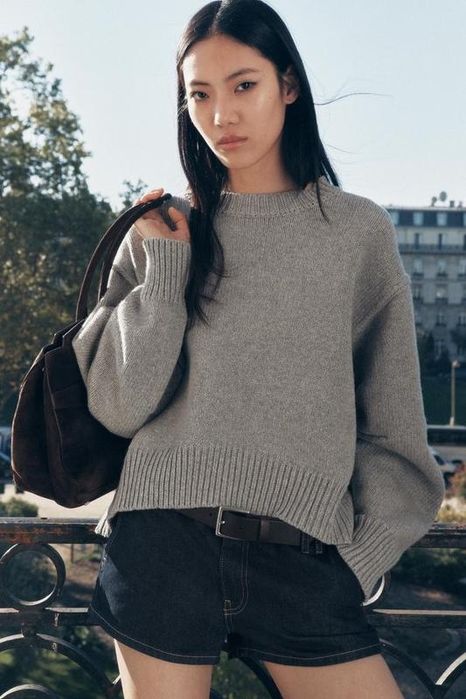Трикотажний светр zara сірого кольору