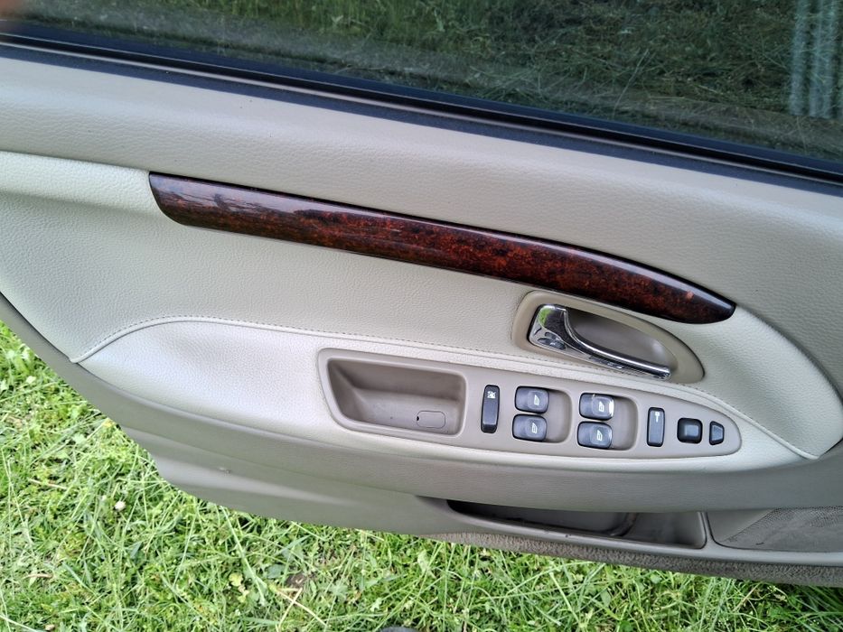 Продам седан Volvo