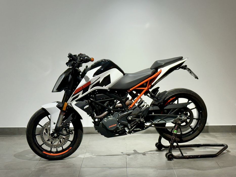 Ktm Duke 125 ABS