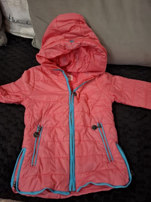 Kurtka na polarku rozm. 104 cm.
