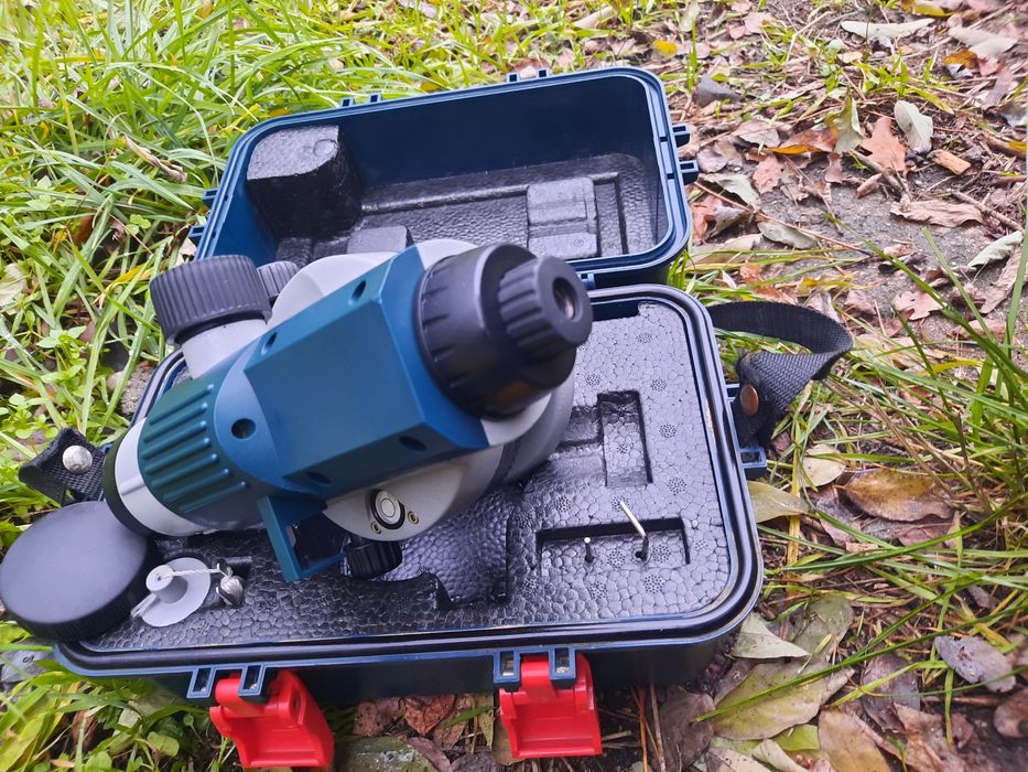 Bosch gol 20D niwelator optyczny sprawny