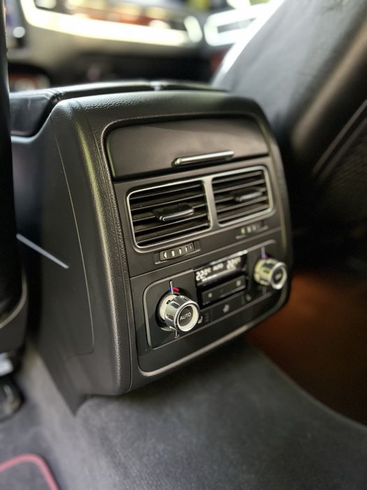 Volkswagen Touareg nf 2011