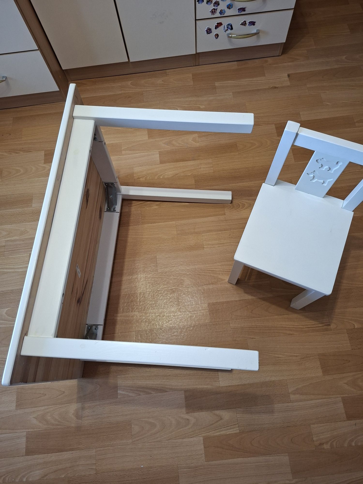 Столик дитячий + стільчик IKEA SUNDVIK