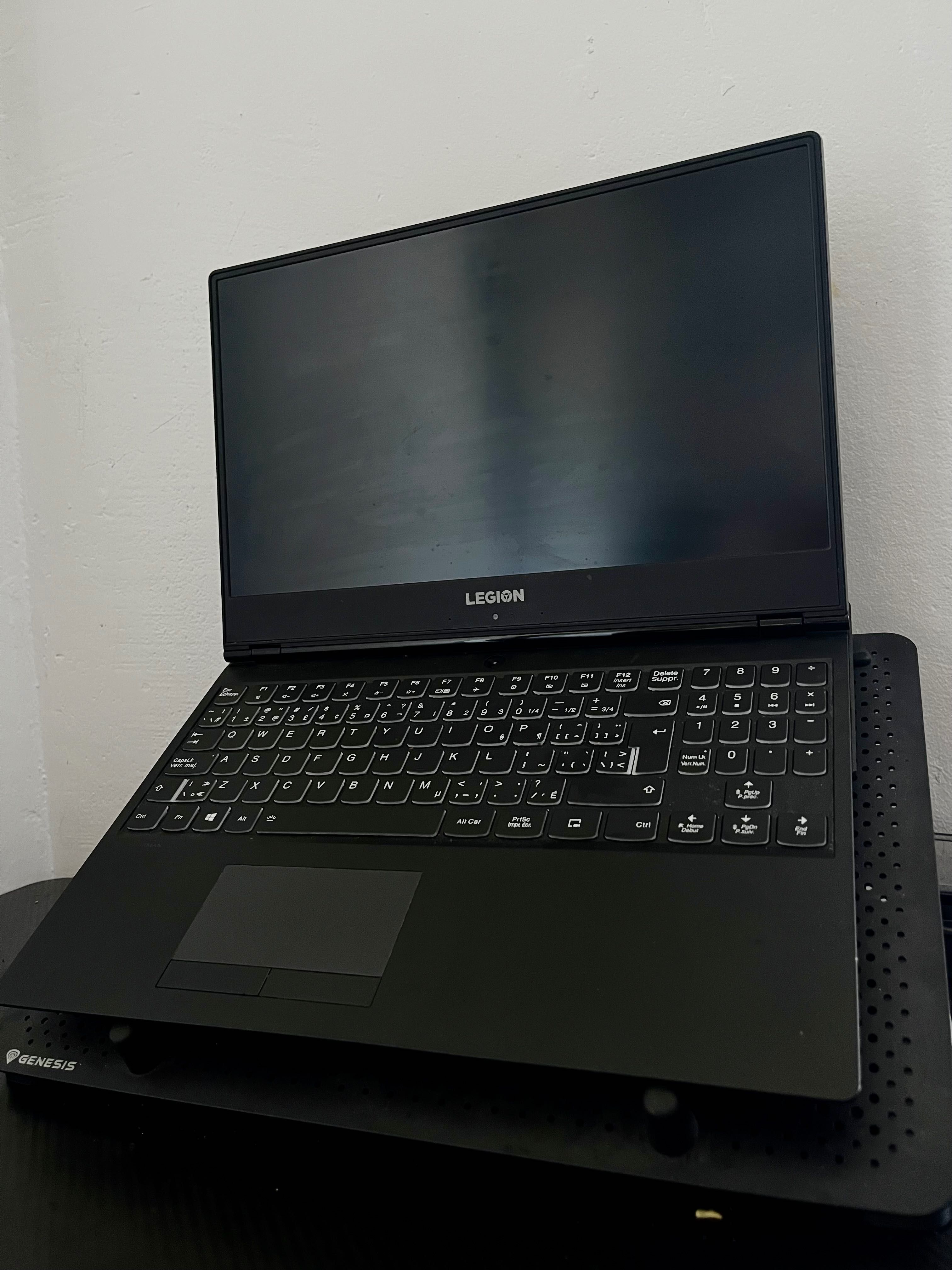 Laptop gamingowy Lenovo Legion i7 / GTX 1060 / 16GB / SSD