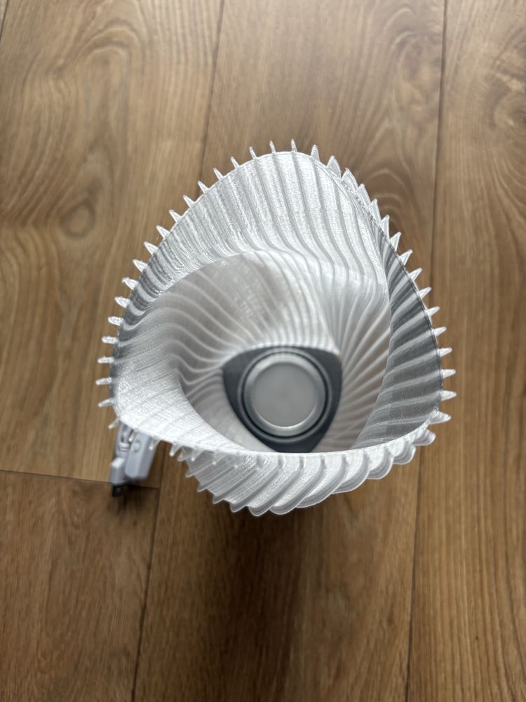 Lampka nocna LED na USB – ciepłe światło, druk 3D