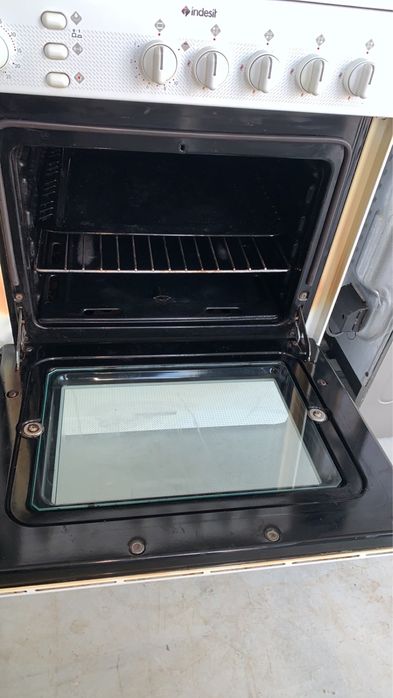 Варильна панель Indesit газова з Німеччини.