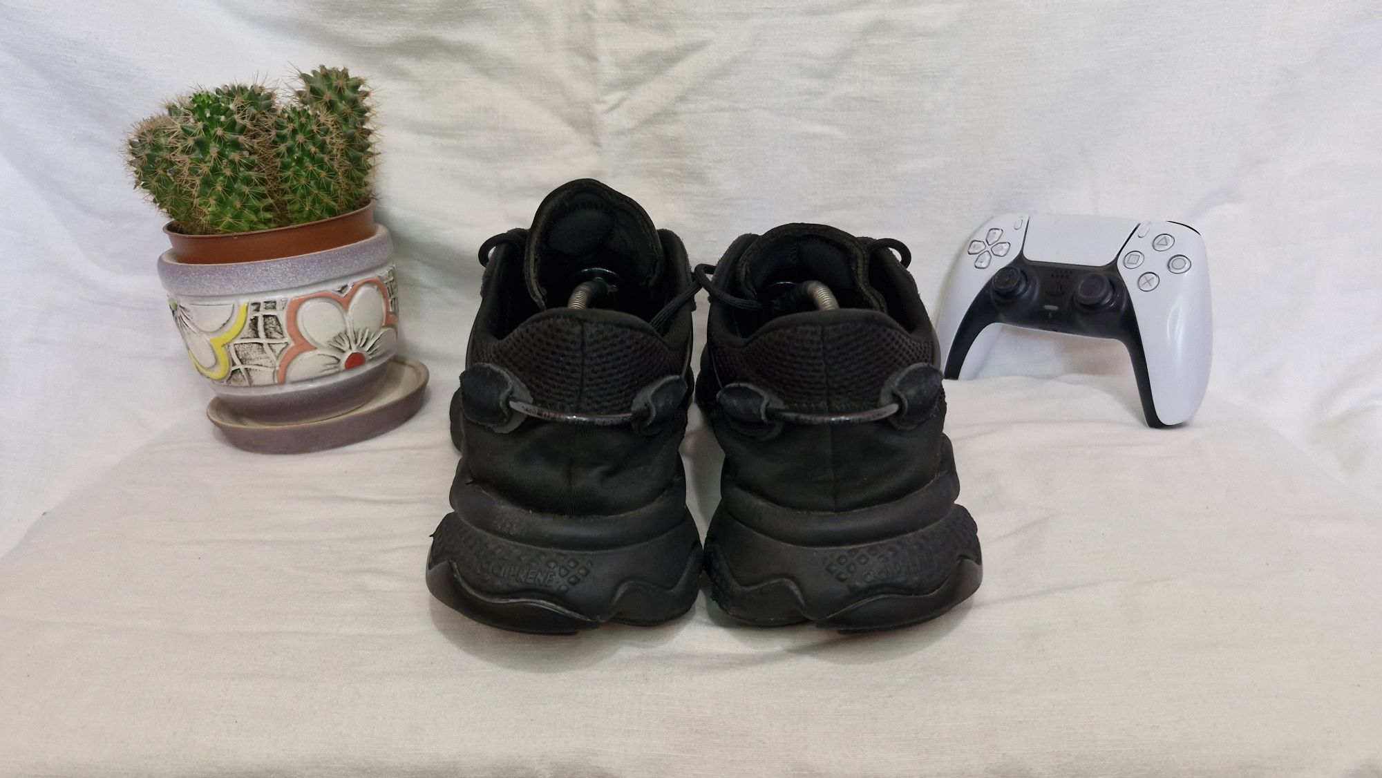 Кросівки Adidas Ozweego.Розмір 46