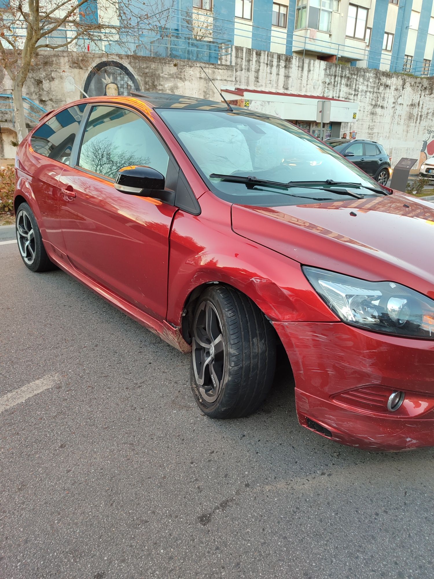 Ford Focus Coupé 1.6 TDCi 109cv — Desportivo e Económico