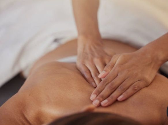 Massagem relaxante /descontracturantes-acupuntura-reiki-massagem sport