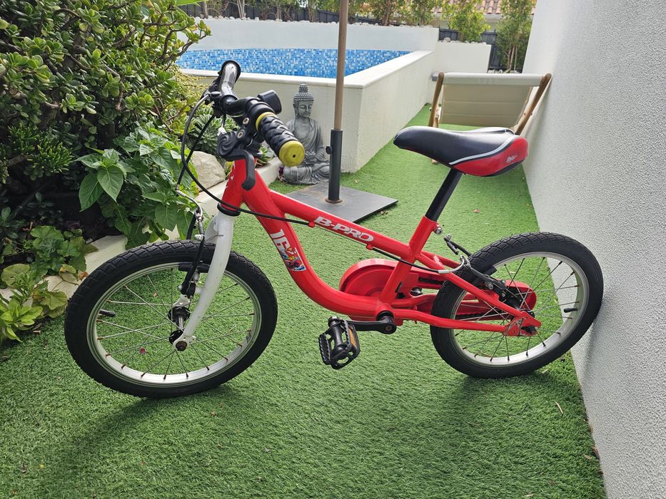 Bicicleta Infantil B-PRO – Excelente estado!