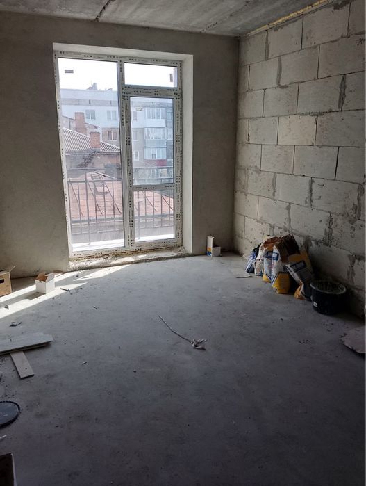 Продається 1  кімнатна квартира по вул. Вагилевича