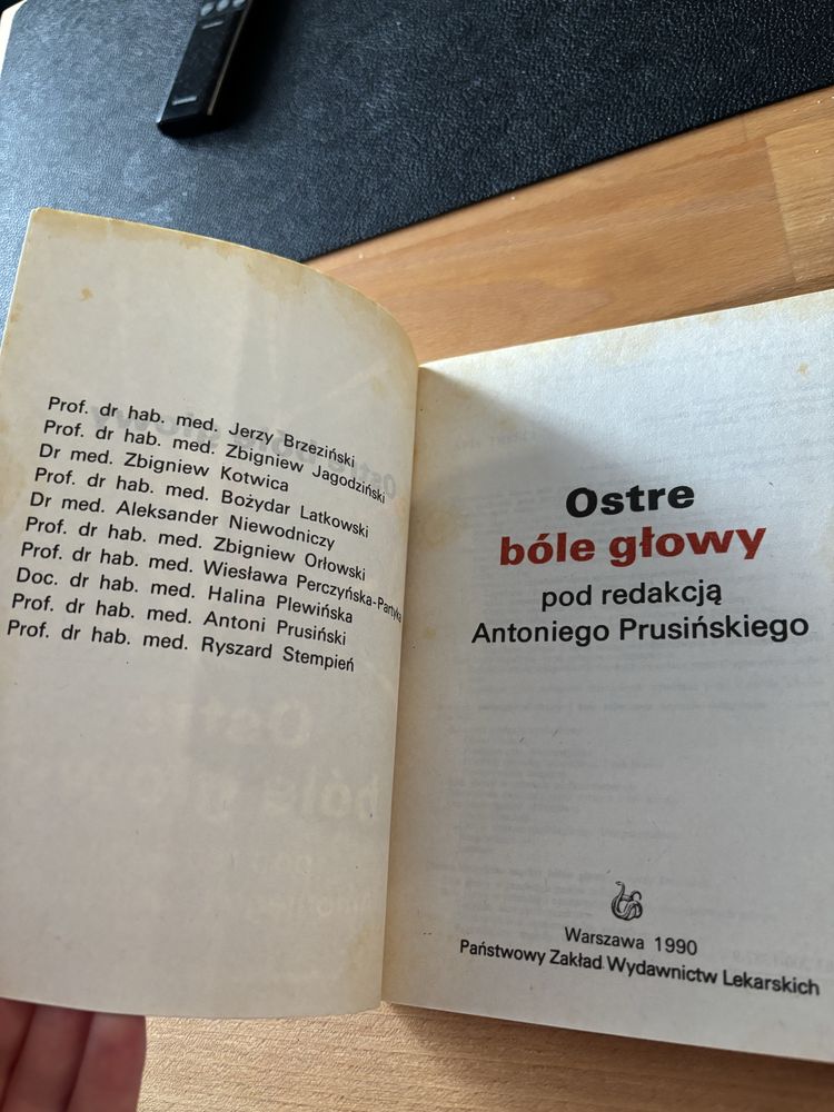 Ostre bóle głowy książka