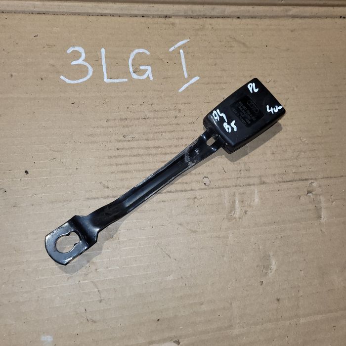 Zapinka zapięcie pasa bezpieczeństwa przód lewy audi a4 b5 LIFT 2001r