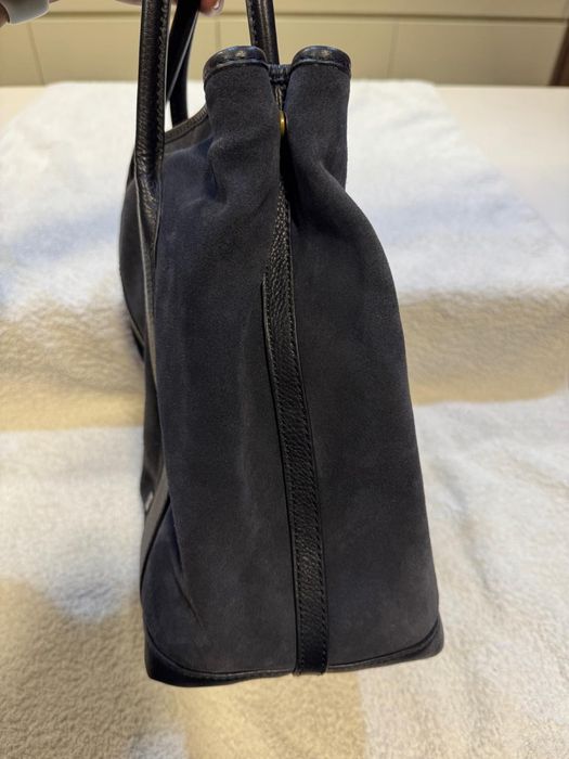 Mala azul escura da Purificacion Garcia