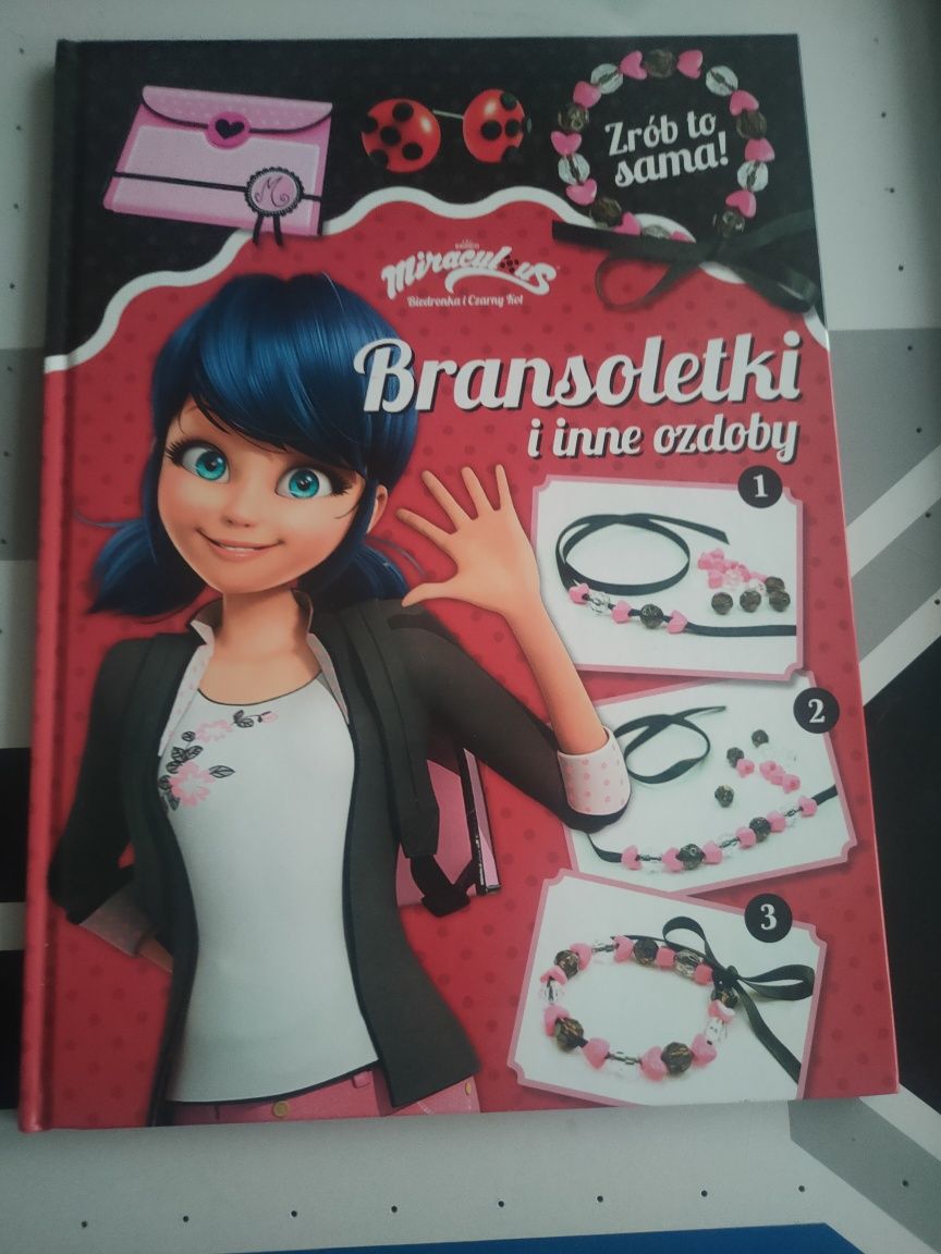Książeczka biedronka i czarny kot