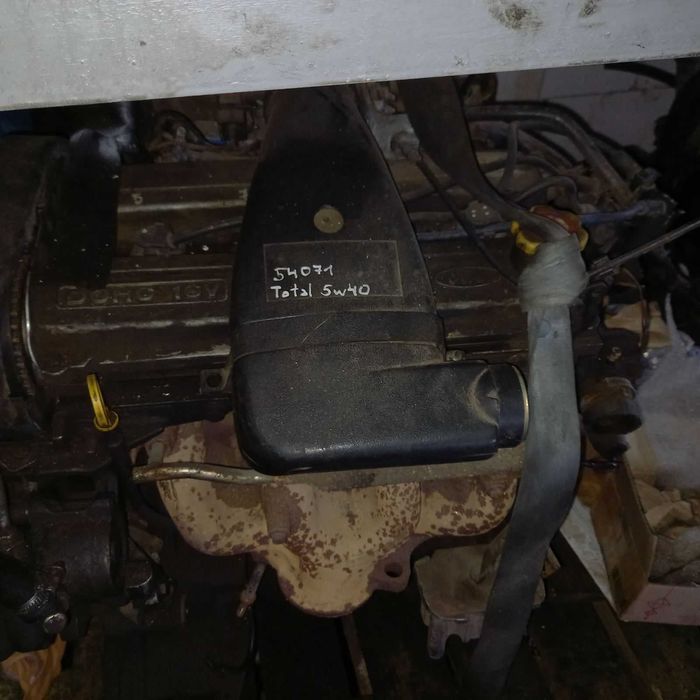 Двигатель мотор  ford escort 1.6 16v бензин