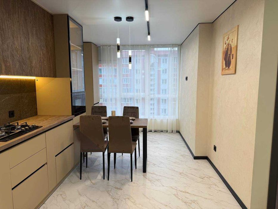 Сучасна 1.5 кімн р-н Універсаму, вул.Заміська