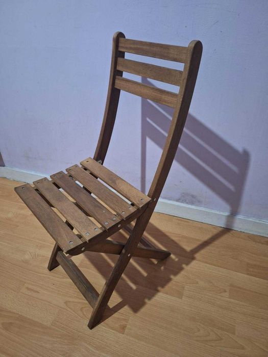 Cadeiras em bom estado