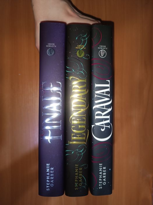 Трилогія "Caraval" Stephanie Garber (Каравал)