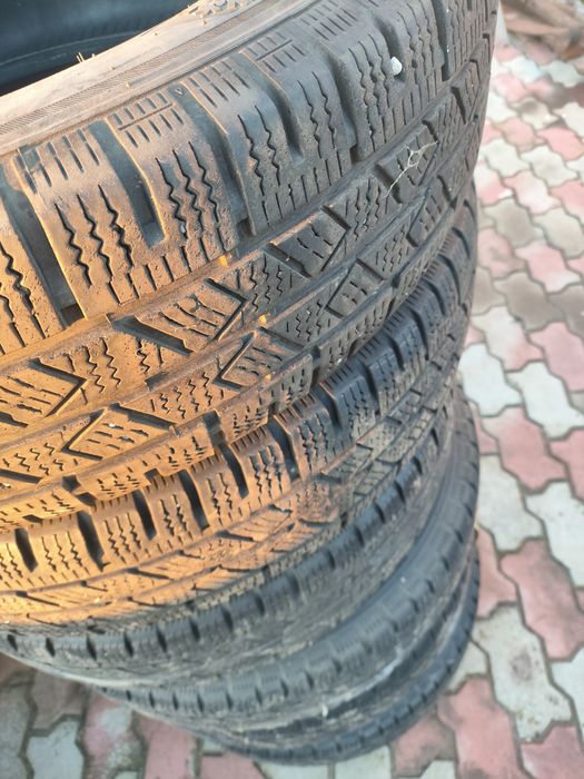 Продам Laufenn Fit Van 195/75R16c 107/105R