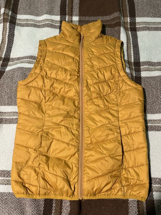 Жилетка, Одяг для дівчинки