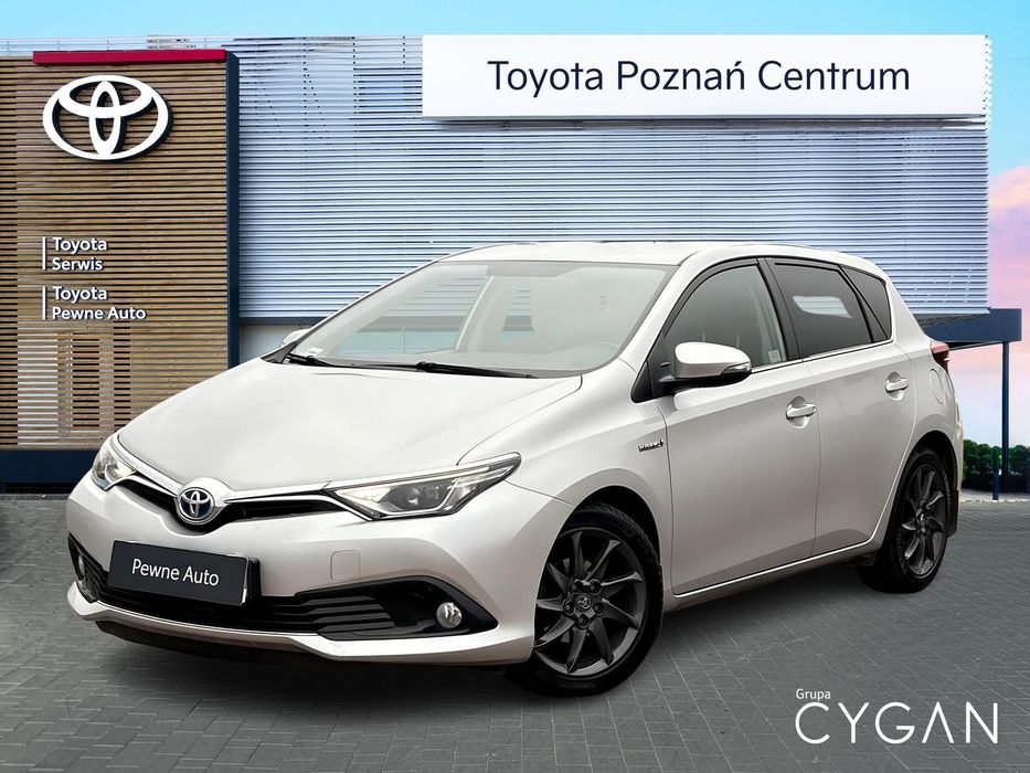 Toyota Auris Comfort 1,8 Hybrid. Podgrzewane fotele. Kamera cofania. VAT Marża